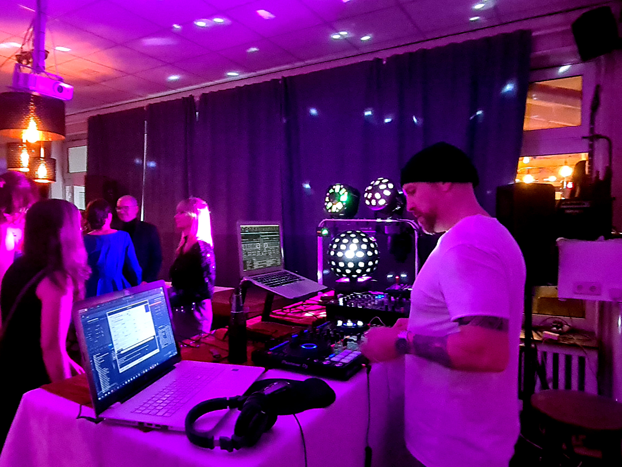 Eventhaus-Zehlendorf_Dj-Musik